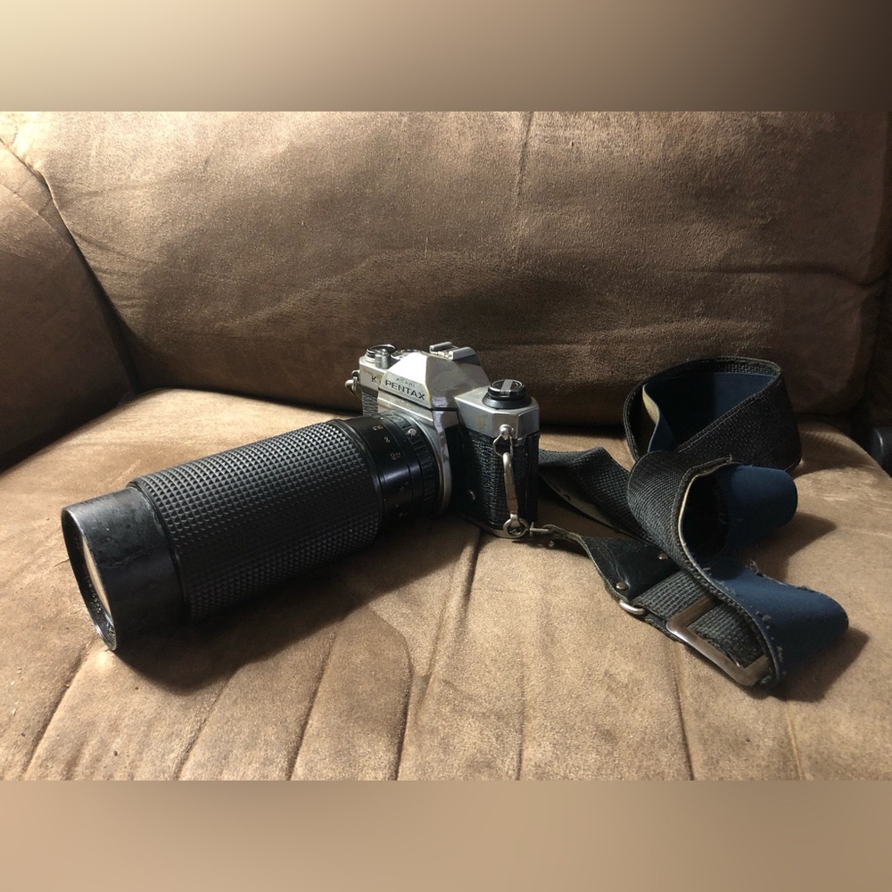 Asahi Pentax K1000 Camera with 300mm Lens